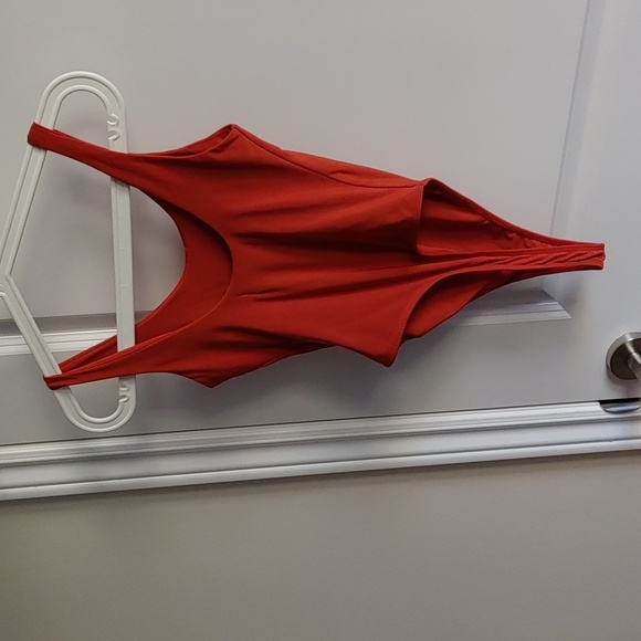 ๐ 3/$20๐ Okakie Rust Body Suit Size XS labelled as S (See description details) - Picture 3 of 9